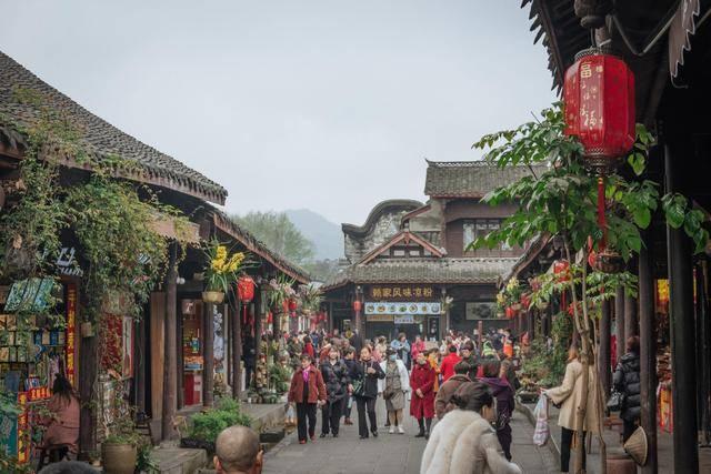当别人夸奖你是一名好老师你应该怎么回答？游戏画面